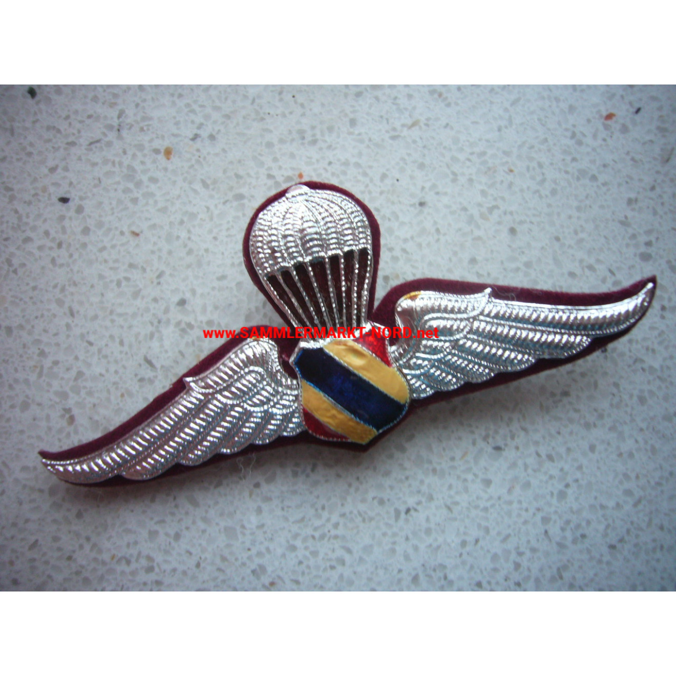 Thailand - paratrooper badge