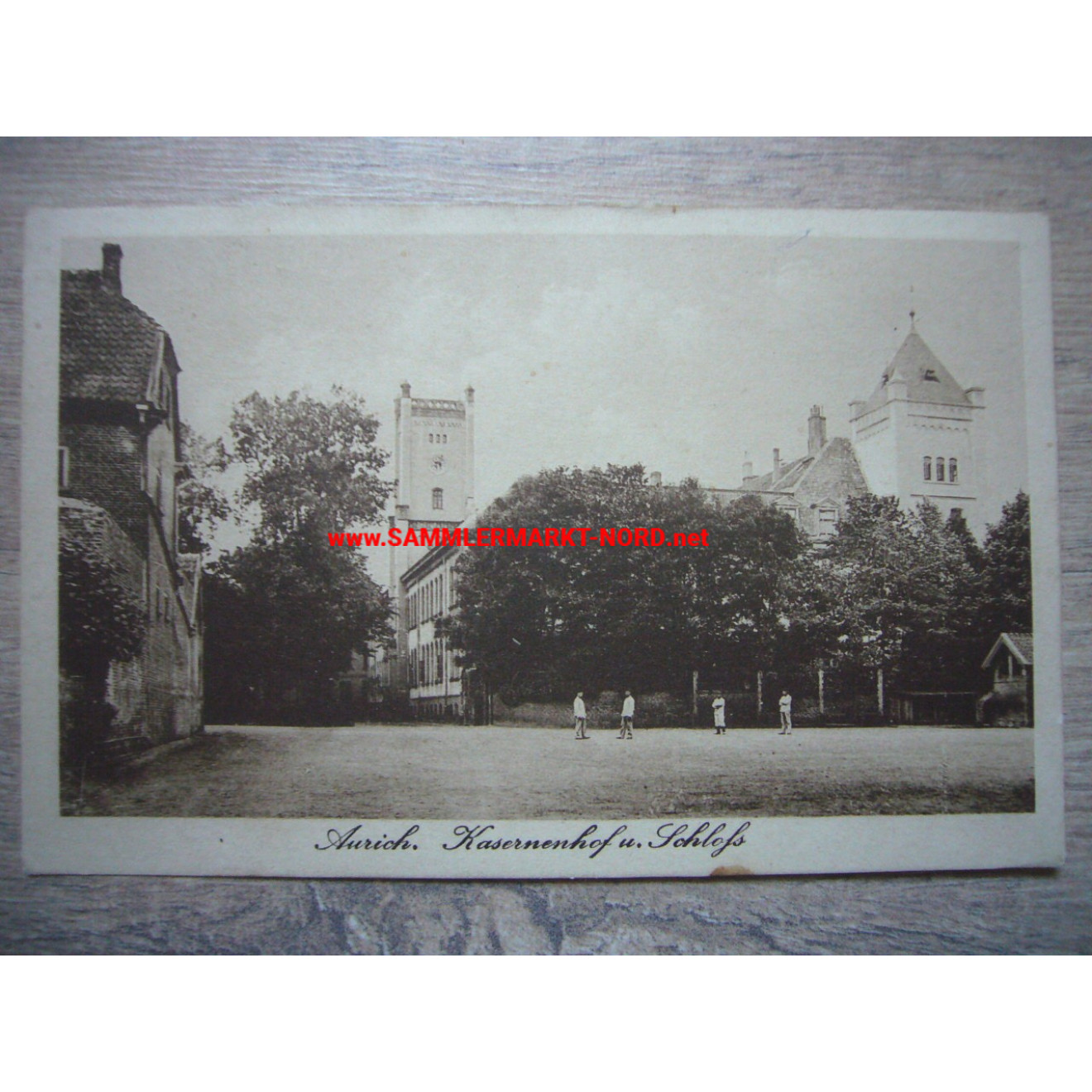 Aurich - barracks yard and castle - postcard