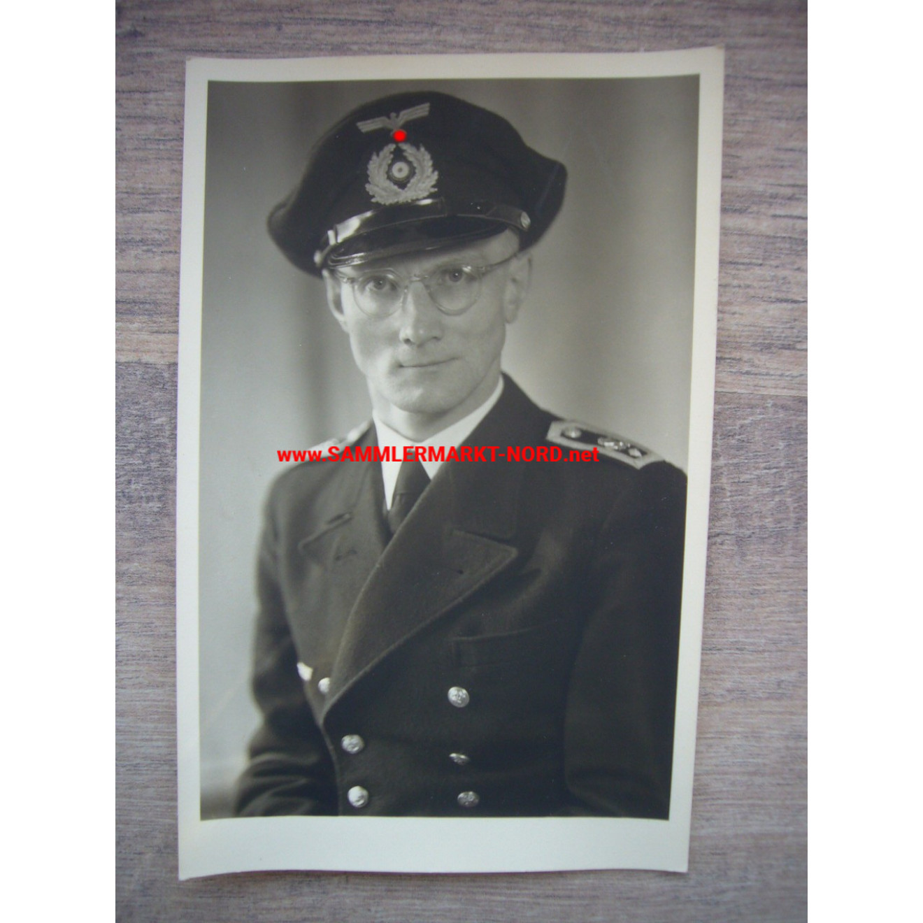 Kriegsmarine officer with visor cap 1944