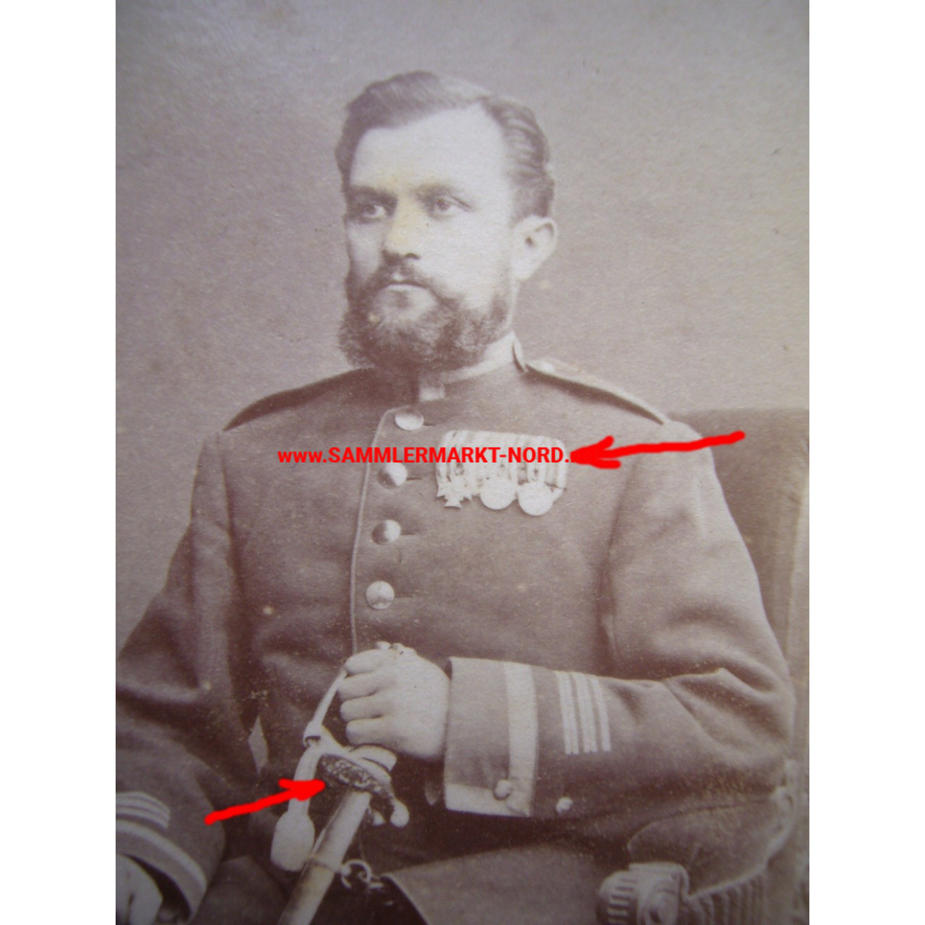 Cabinet photo - Saxony - Officer with sword and medal clasp