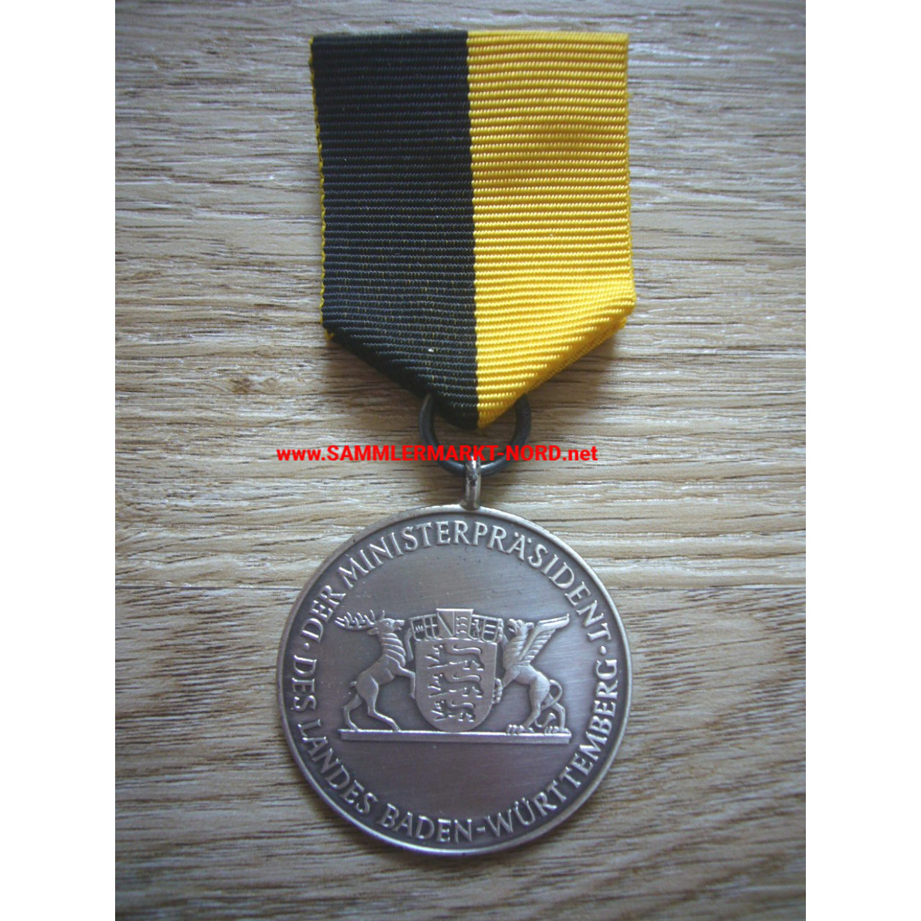 Baden-Württemberg - Medal of honour for 40 years of service - 800 silver