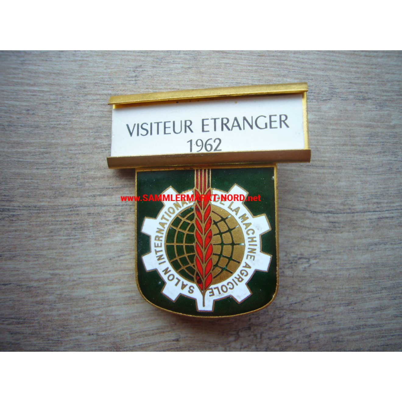 France - Salon International de la Machine Agricole, Paris 1962 - Badge for foreign visitors