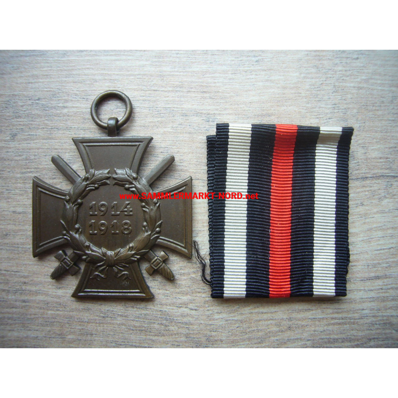 Hindenburg Cross for combatants 1914 - 18 (W & L. M.)