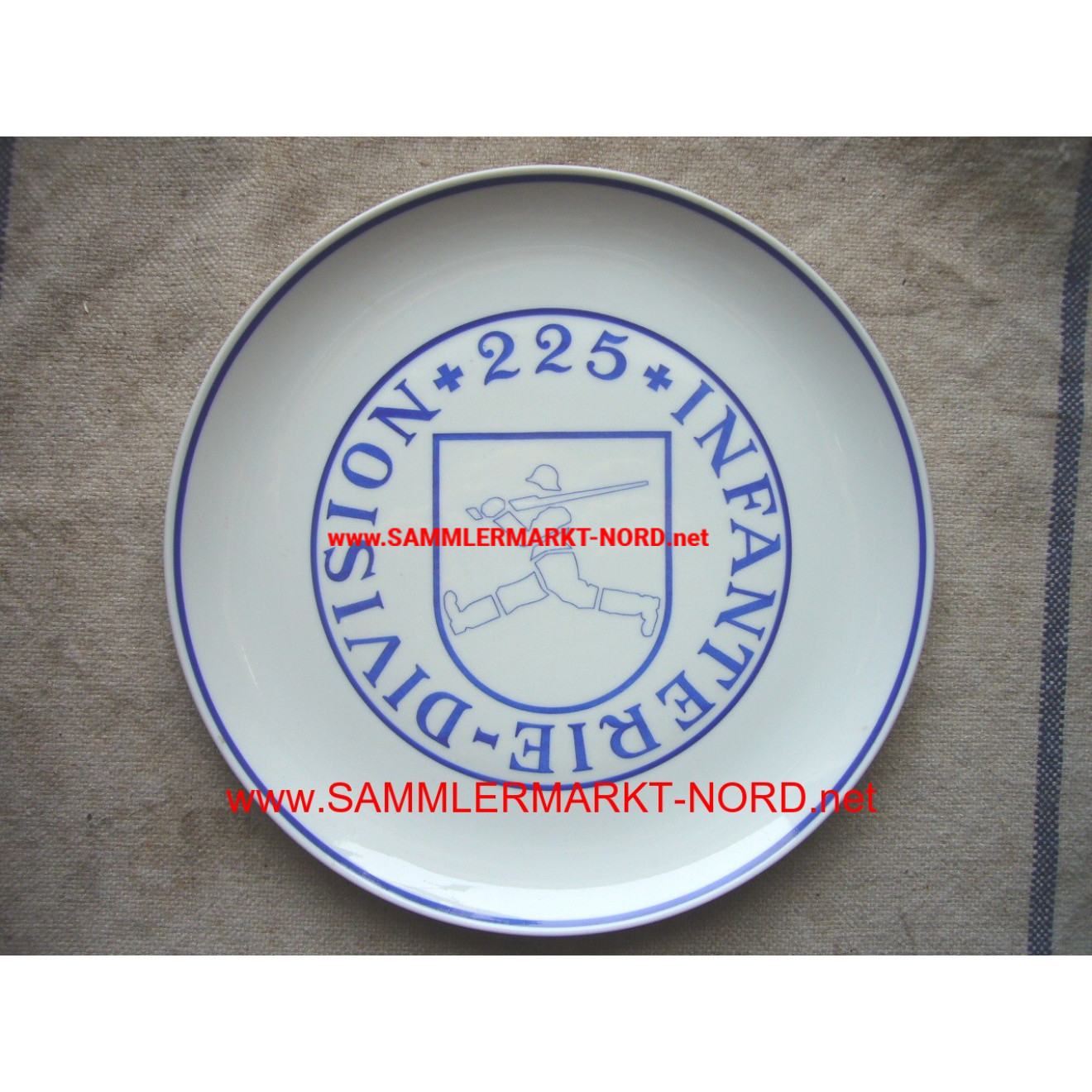 Commemorative plate of the 225th Infantry Division