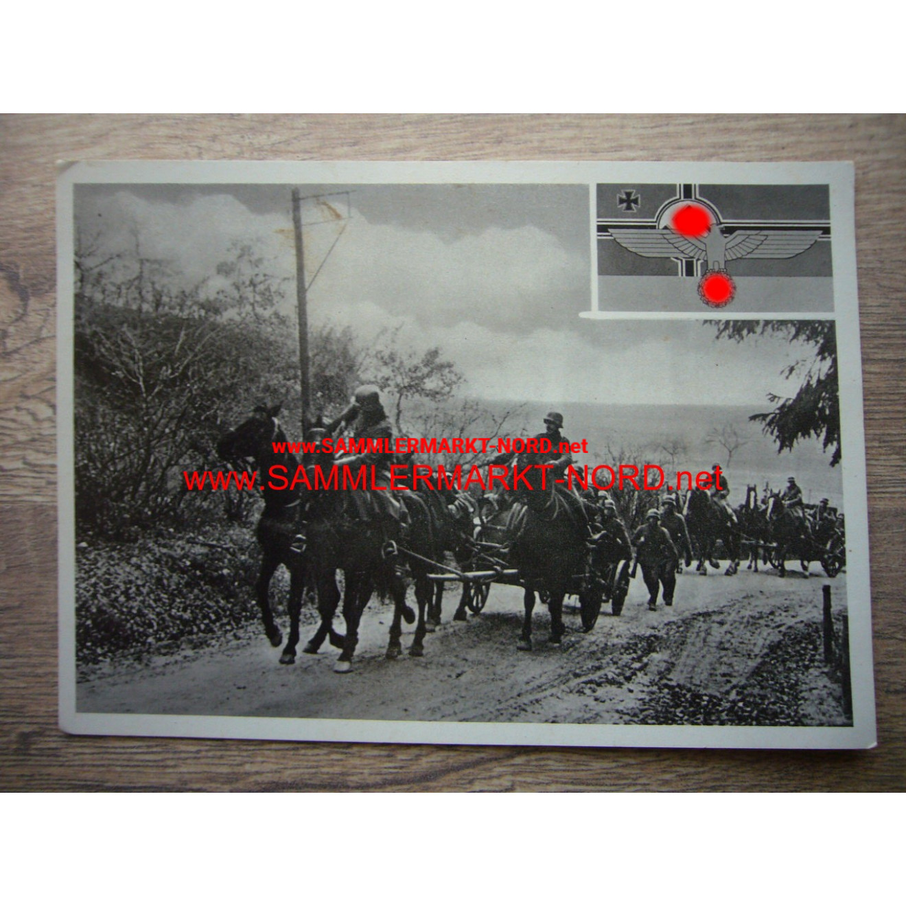 Wehrmacht mit Pferdewagen - Postkarte