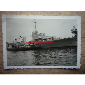 Kriegsmarine - warship in port