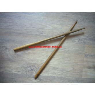 HJ / DJ marching drum with drumsticks