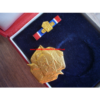 Czechoslovakia - Medal CSMS Praha with case