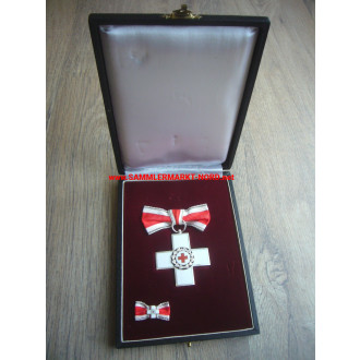 DRK Badge of Honour of the German Red Cross in silver (with award number) in a case