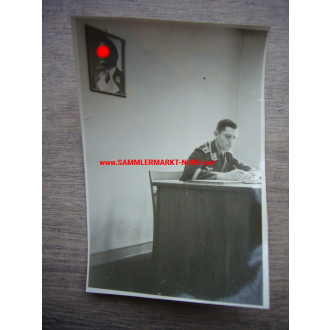 Luftwaffe office with Hermann Göring picture - Photo