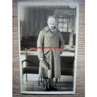 Field Marshal Paul von Hindenburg - actor in a prisoner of war camp