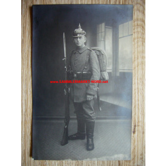 Soldier of the Reserve Infantry Regiment No. 71 with spiked helmet & marching pack