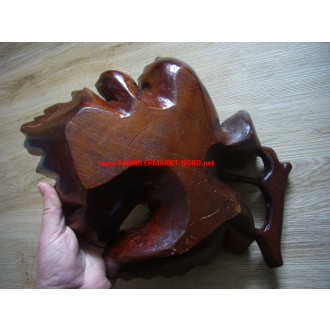 In memory of 1944 - Wooden bowl in the shape of a vine leaf