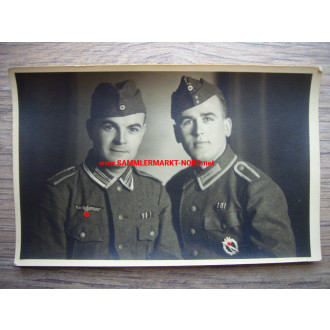 Wehrmacht NCOs with infantry assault badge