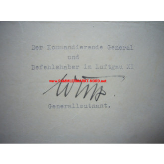 Luftwaffe - Urkundengruppe mit Eisernen Ehrenschild des Luftgaues XI