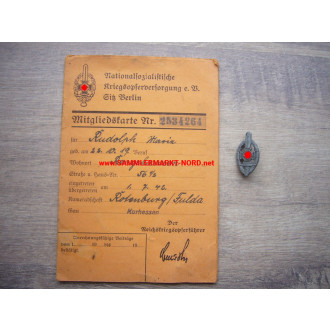 NSKOV documents & badges for a WOMAN!