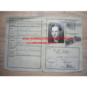 Provisional identification card - Hamburg, July 2, 1945